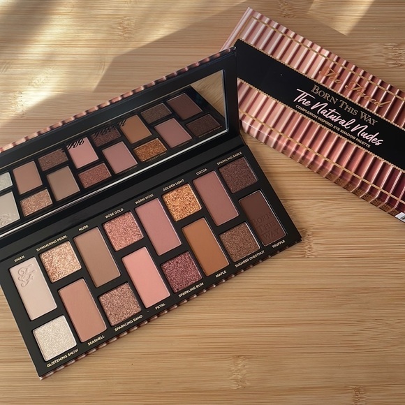 Brand New Too Faced Born This Way The Natural Nudes Eye Shadow Palette - Picture 16 of 16